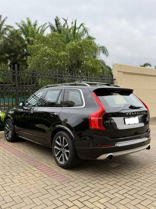 VOLVO XC90 2.0 D5 DIESEL MOMENTUM AWD GEARTRONIC